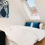 200m To Torgalmenningen & 20 Sqm Terrace Apartamento *