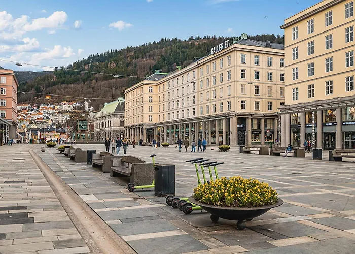 Διαμέρισμα 200m To Torgalmenningen & 20 Sqm Terrace